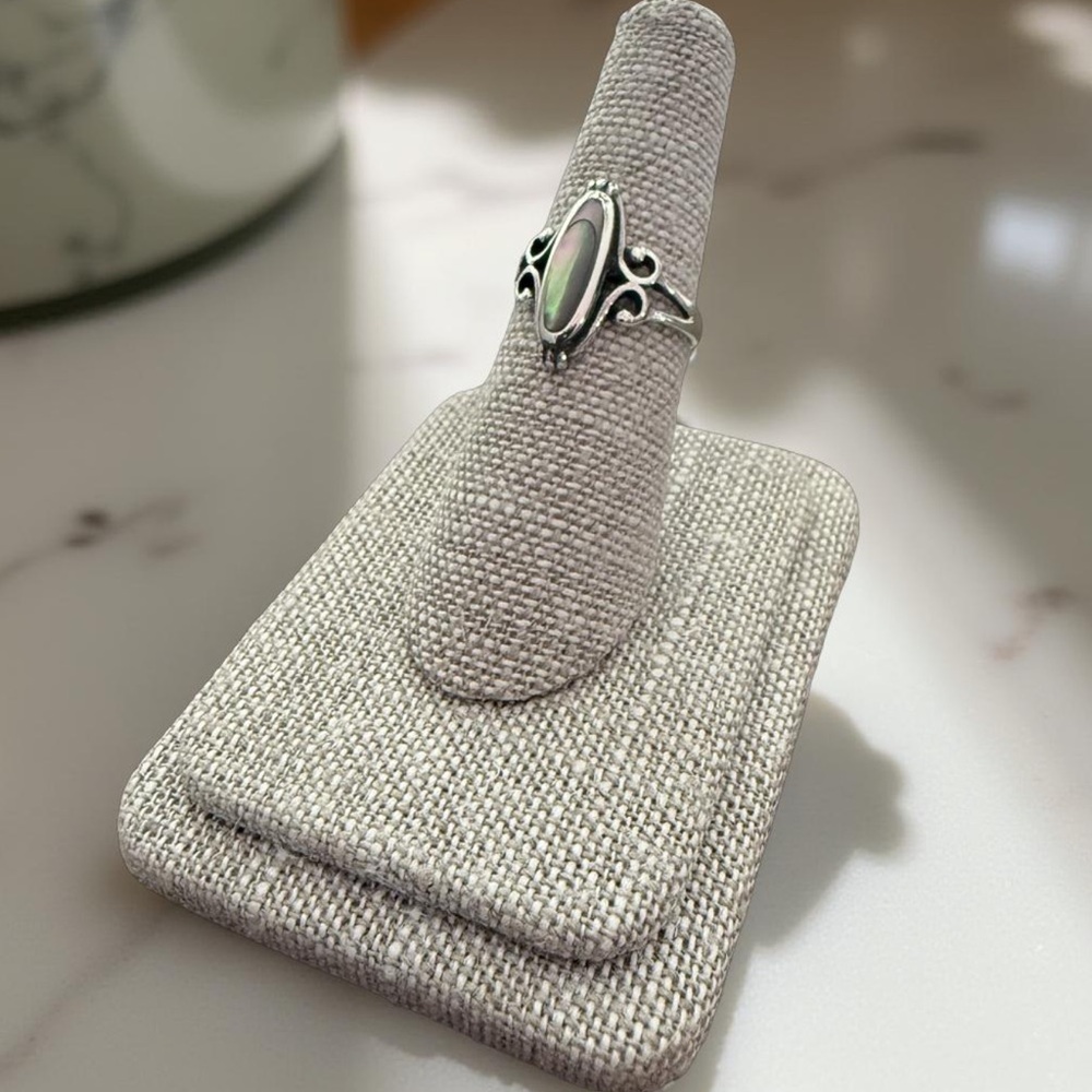 NWT 925 Sterling Silver With Abalone Shell Ring! Available in Sizes 5-11! NEW! - Picture 5 of 7